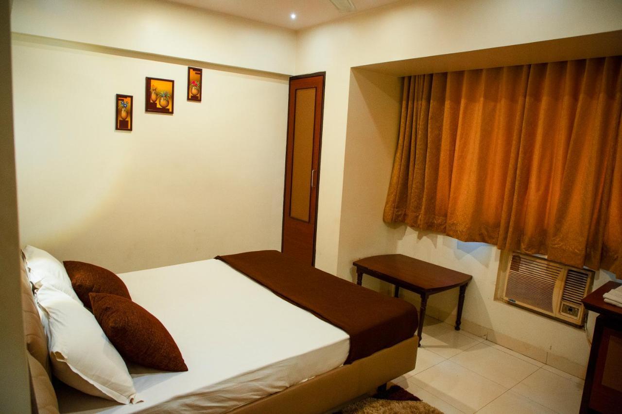 Hotel Ashoka Mire Εξωτερικό φωτογραφία